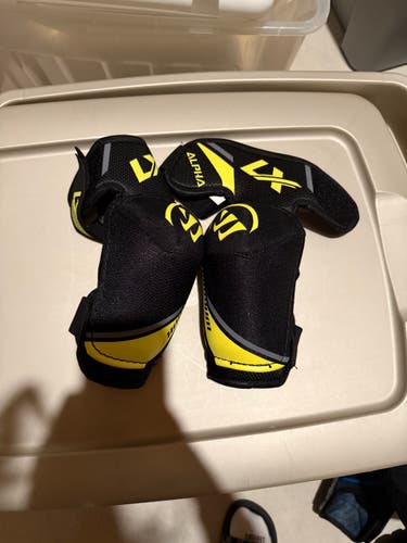 Intermediate Large Warrior Alpha LX 30 Elbow Pads (Used)