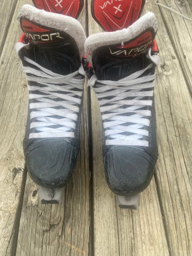 Bauer Vapor 3X Pro Hockey Skates Size 4.5 (Used)