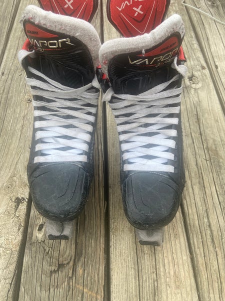 Bauer Vapor 3X Pro Hockey Skates  Size 4.5 (Used)