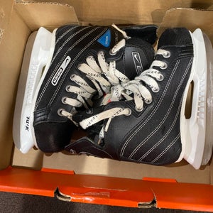 Bauer Hockey Skates 13 (Used)