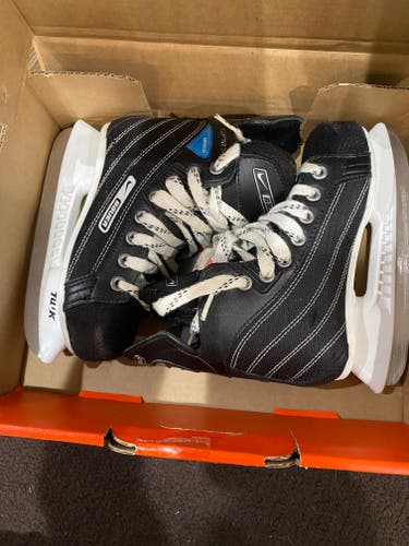 Bauer Hockey Skates 13 (Used)
