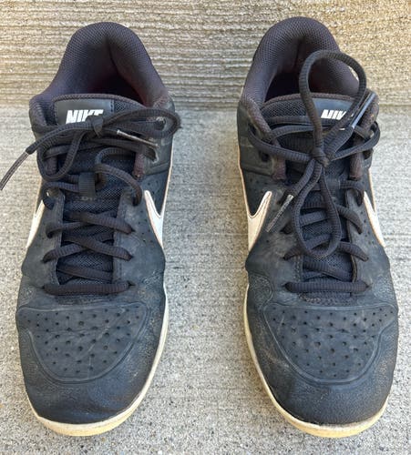Black Men's Size M 8.0 (W 9.0) Adult Nike Low Top Molded Cleats (Used)