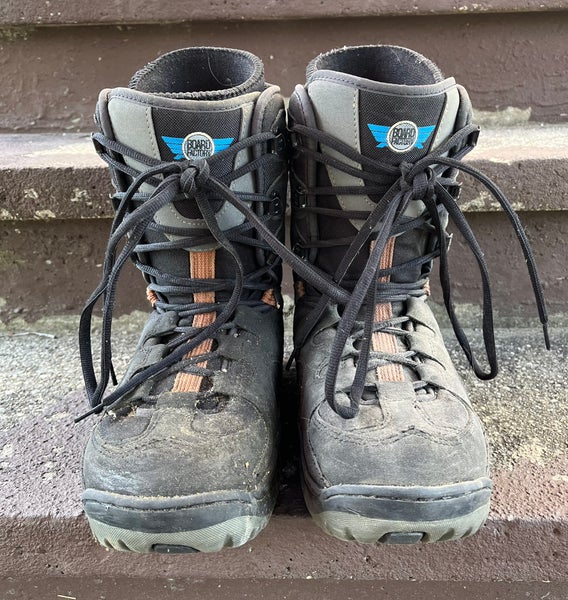 Size M 7.0 (W 8.0) Snowboard Boots (Used)