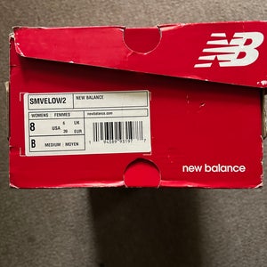 White Women's Size M 7.0 (W 8.0) New Balance (New)