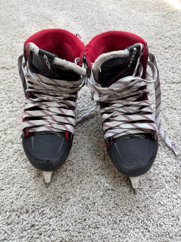 CCM EFLEX 6.5 Hockey Goalie Skates Regular Width Size 4 (Used)