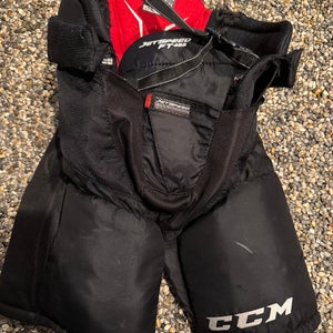 Junior Small CCM JetSpeed FT485 Hockey Pants (Used)