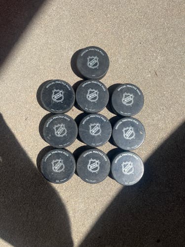 NHL Official Practice Pucks – Set of 10