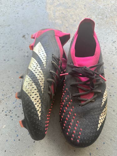 Black Unisex Size M 9.5 (W 10.5) Adidas Predator Accuracy Molded Cleats Cleats (Used)