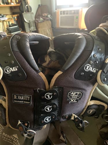 Used EL TAG Shoulder Pads