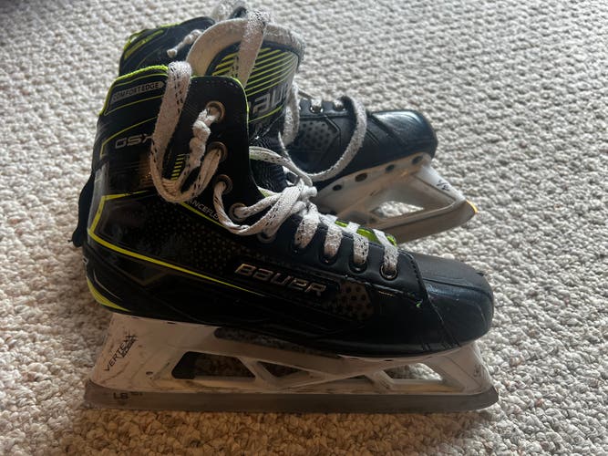 2023 Bauer GSX Hockey Goalie Skates Regular Width 7.5 (Used)