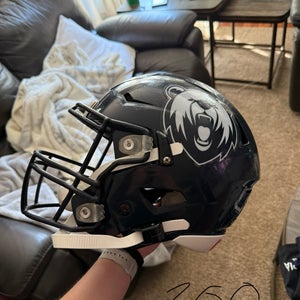 Medium Youth Riddell SpeedFlex Helmet (Used)