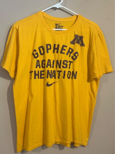 Nike University of Minnesota T-Shirt - (Men's Large)
