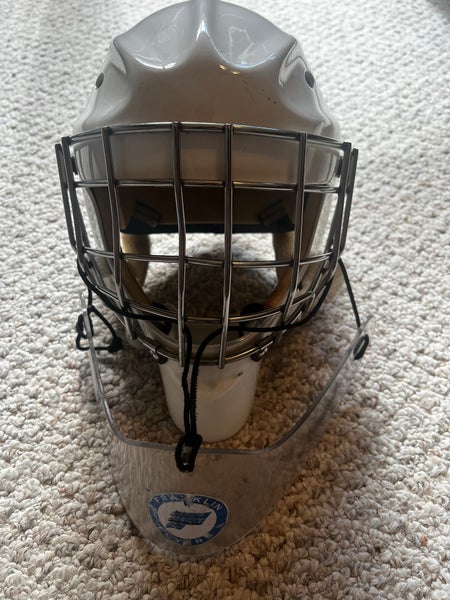 Youth 2020 Small Sportmask X8 Goalie Mask (Used)