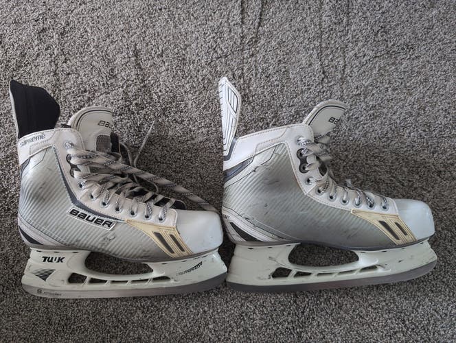 White Bauer Supreme One.6 Hockey Skates 9.5 (Used)