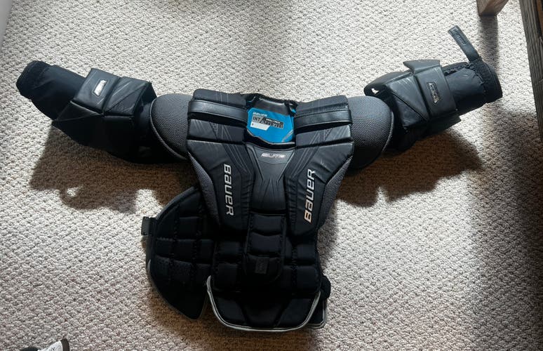 Small Bauer Elite Goalie Chest Protector (Used)
