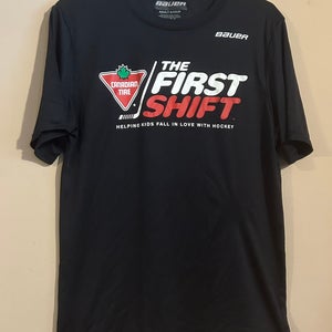 Bauer/Canadian Tire T-Shirt - (Men's Small)