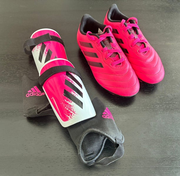 1Y (Big Kids / Youth) Adidas Cleats & Shinguards, Excellent Preowned Condition