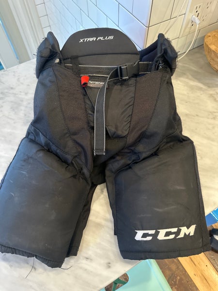 Black Senior Small CCM Jetspeed XTRA PLUS Hockey Pants (Used)