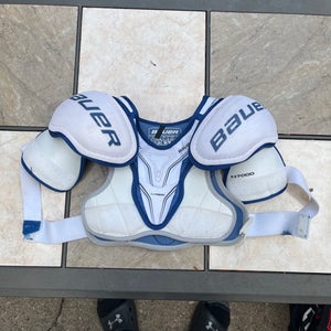 Medium Junior Bauer Nexus 7000 Shoulder Pads (Used)