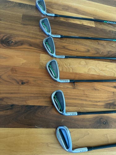Ping Prodi G Left Hand Iron Set Junior 6 Pieces Graphite Shaft (Used)