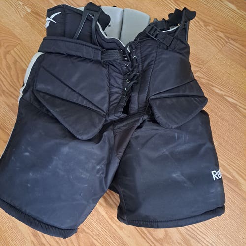 Senior Medium Reebok HPG PRO Hockey Goalie Pants Pro Stock (Used)
