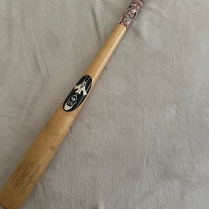 Birdman Wood Bat (-8)  22 oz 30" (Used)