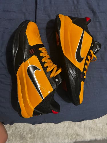 Men's Size M 11.0 (W 12.0) Nike Kobe 6 Shoes (Used)
