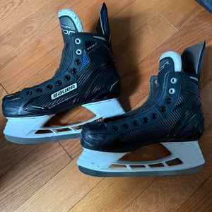 Bauer Vapor VOLT Hockey Skates 8 (Used)