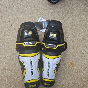 Junior Bauer Supreme 2S Pro 10" Shin Pads (New)