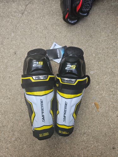 Junior Bauer Supreme 2S Pro 10" Shin Pads (New)