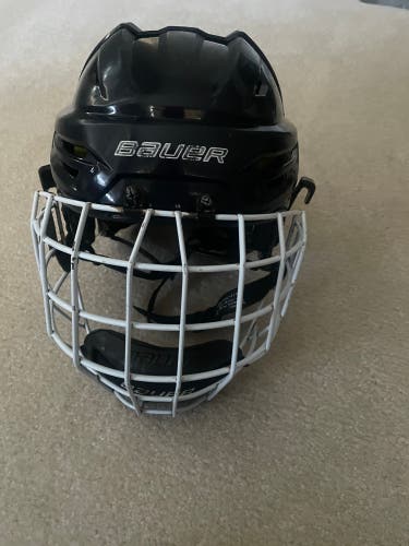 Small Navy Bauer Re-Akt 95 Helmet (Used)