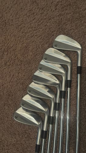 Men's 2023 TaylorMade 2023 P7MB Right Handed Iron Set Stiff Flex Steel Shaft (Used)