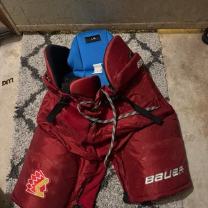 Chilliwack Chiefs BCHL Men's Senior Large Bauer Hockey Pants Pro Stock (Used)