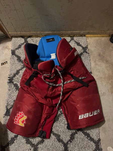 Chilliwack Chiefs BCHL Men's Senior Large Bauer Hockey Pants Pro Stock (Used)