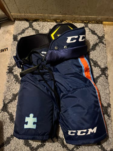 Islanders Hockey Club USPHL Men's Senior Medium CCM Tacks Hockey Pants Pro Stock (New)