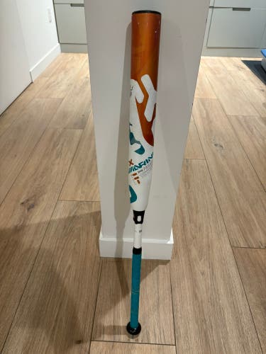 2018 DeMarini CF Composite Bat (-10) 22 oz 33" (Used)