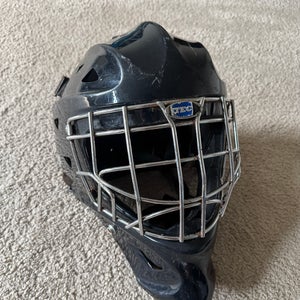 Senior Medium Itech Goalie Mask (Used)