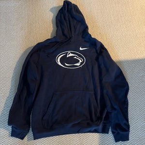 Penn State Blue Men's Large Sweatshirt (Used)