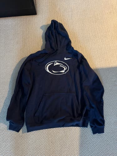 Penn State Blue Men's Large Sweatshirt (Used)