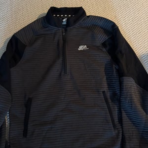 Gray USA Hockey Men's Medium 1/4 Zip (Used)