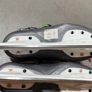 2024 Bauer Konekt HF2 Hockey Goalie Skates Regular Width Size 2 (Used)