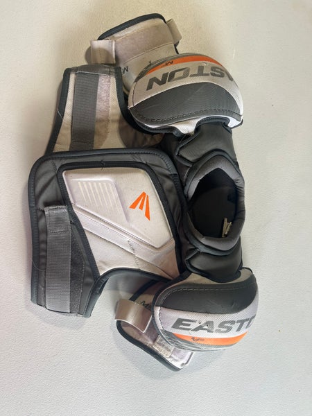 Medium Senior Easton M3 Shoulder Pads (Used)