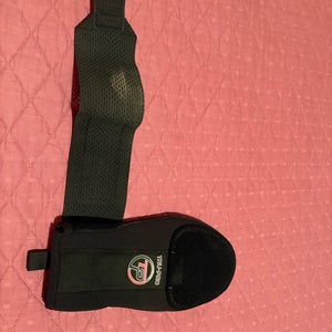 Black Senior Tru Pro Sliding Mitt (Used)