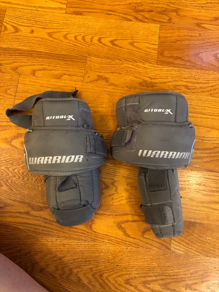 Warrior (Used) Knee Pads - Junior Size