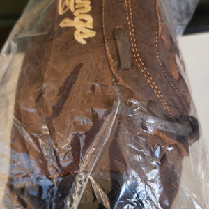 2022 Rawlings RH Infield Baseball Glove 12.5" (Used)
