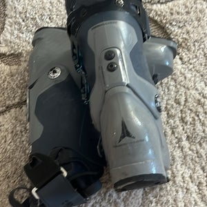 Mondo 26 & 26.5 Men's Atomic Hawx Prime 120S Ski Boots Stiff Flex (Used)