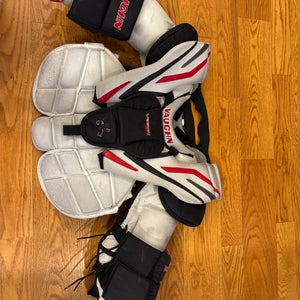 Small Vaughn Vision 3200 Goalie Chest Protector (Used)