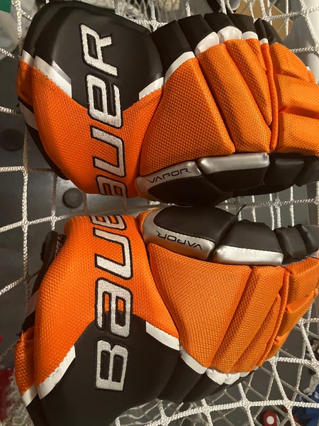 Bauer Vapor X40 Gloves 13" (Used)