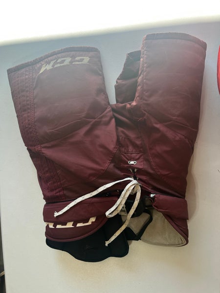 Senior Medium CCM RBZ Hockey Pants (Used)