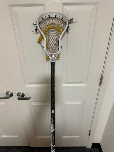 Lacrosse Custom Loyola D Pole Stick. Rebel D with 4S on Dragonfly